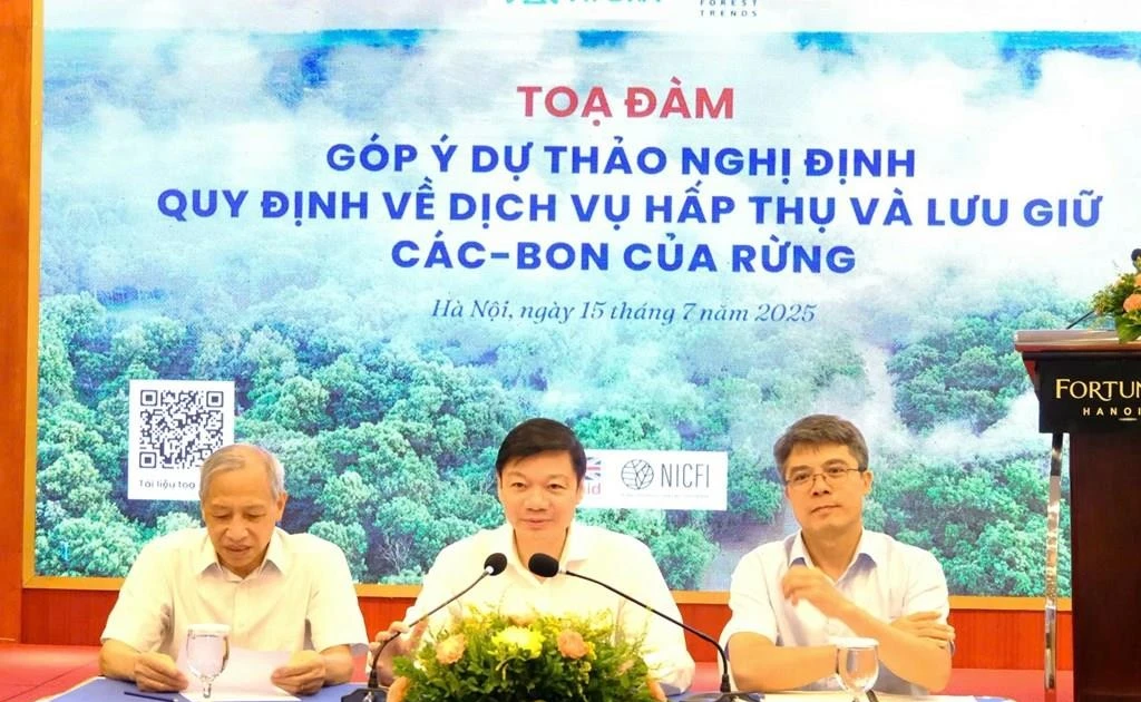 参加座谈会的代表们。（图片来源：越通社）