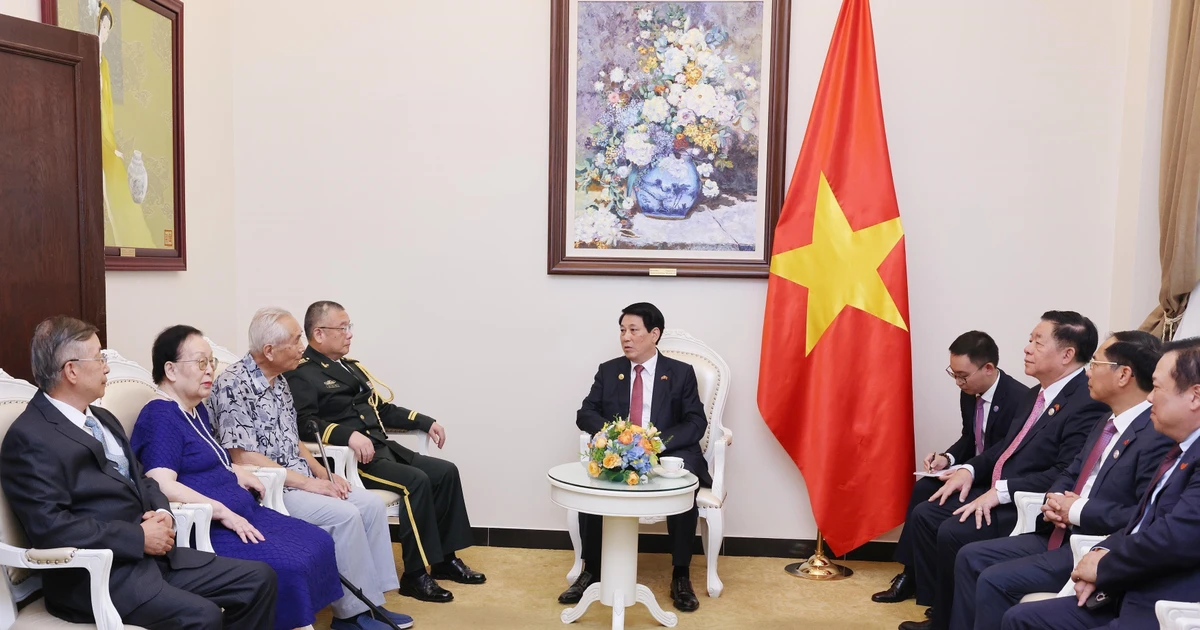 越南国家主席梁强会见中国友好人士家属代表。（图片来源：越通社）