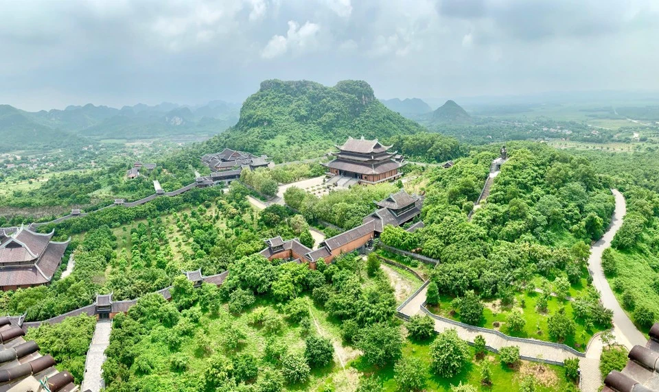 沛顶寺坐落于世界文化与自然双重遗产长安名胜群之中，创下亚洲与越南多项纪录。（图片来源：越通社）