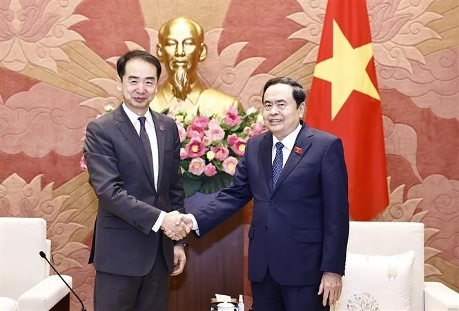 国会主席陈青敏会见中国驻越大使何炜 | Vietnam+ (VietnamPlus)