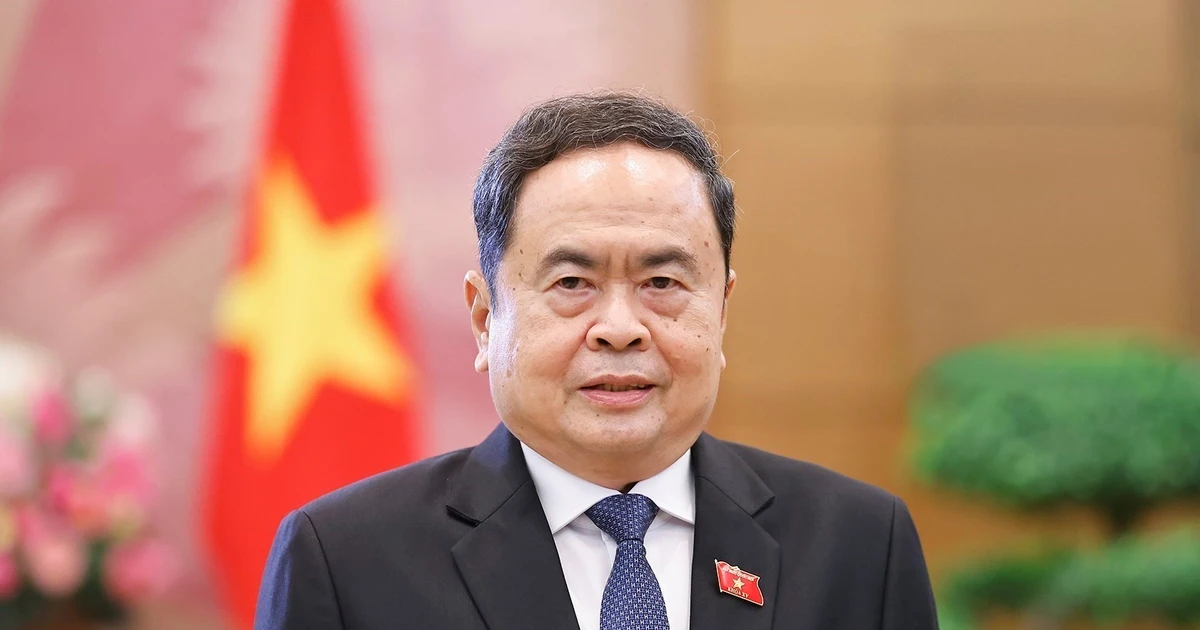 越南国会主席陈青敏。