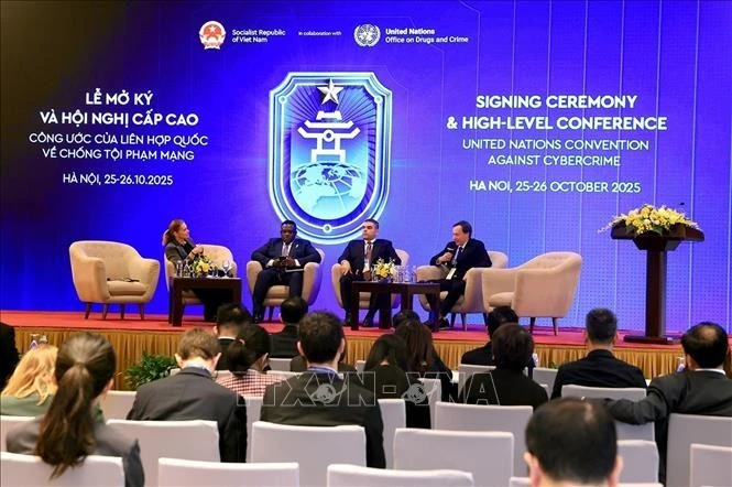座谈会现场。(图片来源:越通社)