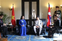 尼泊尔副总统亚达夫与越南国家副主席武氏映春举行会谈。图自越通社