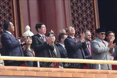 越南国家主席梁强出席世界人民反法西斯战争胜利80周年纪念活动。图自越通社