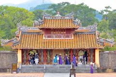 顺化古都遗迹群仍是当地最具吸引力的旅游目的地。图自越通社