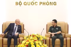 越南政府副总理潘文江会见克罗地亚外交和欧洲事务部长戈登•格利奇•拉德曼。图自越通社