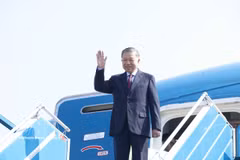 越共中央总书记、国家主席苏林启程对澳大利亚和新西兰进行国事访问。图自越通社