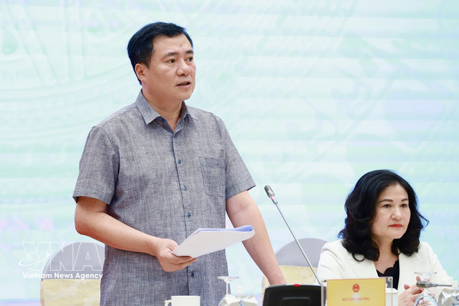vnanet-nguyen-sinh-nhat-tan.jpg