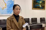 日本越南人联合会秘书长杜氏明芳接受越通社驻日本记者报道。图自越通社