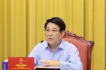 越南国家主席梁强在主席府主持召开工作会议。图自越通社