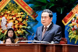 陈青敏在大会上发表指导讲话 图自越通社