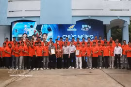 LF-FOF战队（同奈省雒鸿大学）出色夺得2026年越南Robocon冠军。图自越通社