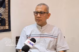 印度尼西亚国防与战略研究所高级协调员贝尼·苏卡迪斯在雅加达接受越通社记者采访 图自越通社