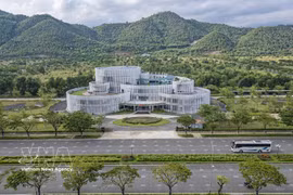 岘港正逐步为新技术模式建设受控的试验空间。图自越通社