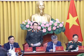 公安部部长黎国雄发表讲话 图自越通社