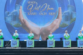 “全民携手保护环境，共建绿色、清洁、美丽越南”运动发起 图自越通社