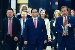 范明政总理出席2025年越南年度企业论坛