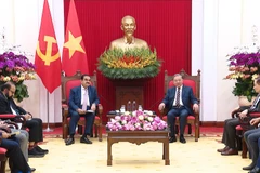 苏林总书记会见印度阿达尼集团董事长高塔姆·阿达尼 