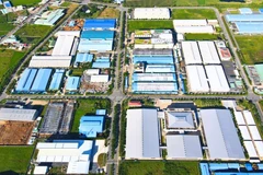 越共十四大文件草案意见征询：私营经济与绿色旅游成为越南经济发展的动力