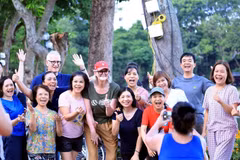 澳大利亚总督漫步还剑湖，体验河内秋日风情
