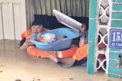 暴雨洪水导致庆和省多地严重内涝