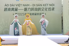 越中建交75周年：魅力奥黛绽放北京