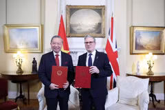 越南与英国将双边关系提升为全面战略伙伴关系