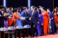 越南第十四次全国妇女代表大会隆重开幕 