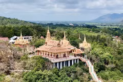 越南安江七山地区茶帕寺宁静之美