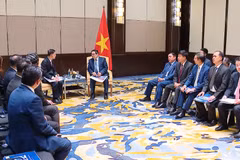 范明政总理会见马来西亚龙头企业代表