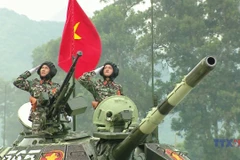 A80阅兵第三次综合演练 1.6万官兵整装待发