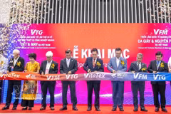 越南国际纺织暨制衣机械展览会开幕。图自越通社