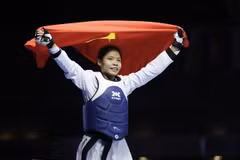 运动员薄氏谦表现强势，以 2-0 战胜菲律宾选手 Delo，为越南队拿下第 17 枚金牌。图自越通社