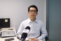 中国香港城市大学（CityUHK）助理教授、海平面变化与气候风险量化领域顶尖专家林玉成。图自越通社