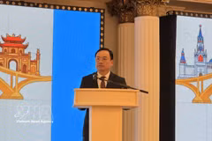 富寿省委副书记阮孟山在会上发言。图自越通社