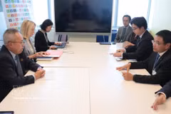会见现场。图自越通社