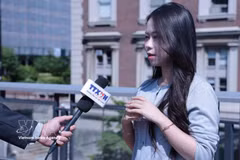 哥伦比亚大学大学生裴河英。图自越通社