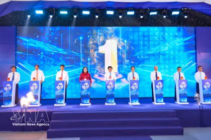 5号油汀太阳能发电厂项目正式开工。图自越通社