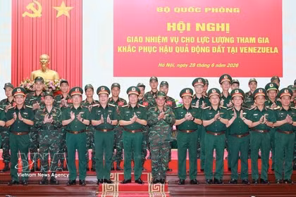 越南人民军整装待发 赴委内瑞拉开展地震灾后救援