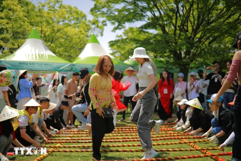 白俄罗斯越南日活动开幕