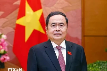 越南国会主席陈青敏访乌之旅为双边合作关系的发展奠定基础