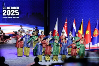 第47届东盟峰会闭幕式现场。图自越通社