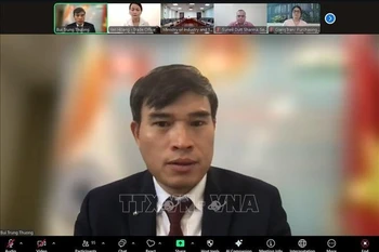 越南驻印度商务参赞裴忠上。图自越通社