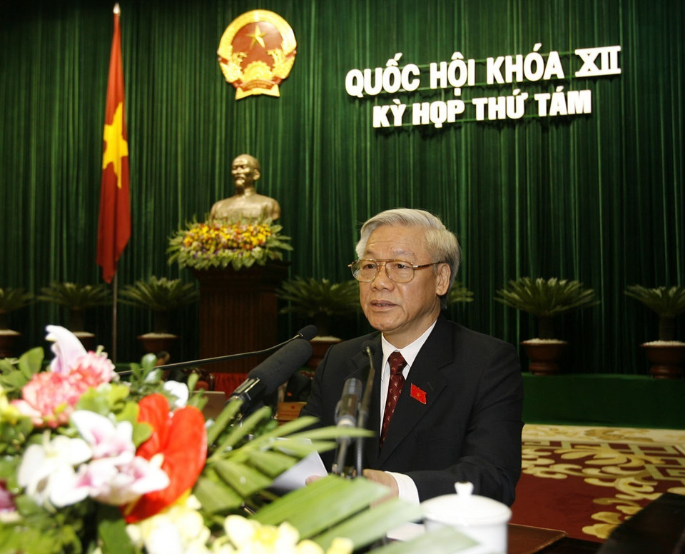 越南国会主席阮富仲于2010年11月26日在第十二届国会第八次会议上致闭幕词。图自 越通社