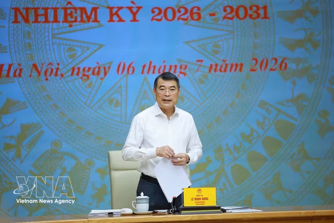 越南政府总理、中央竞赛奖励委员会主席黎明在会议上发言。图自越通社