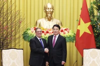 越南国家主席梁强会见古巴党和国家特使。图自越通社