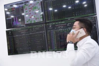 丙午年新春首个交易日股市迎来“开门红”。图自越通社