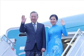 越共中央总书记苏林和夫人圆满结束对白俄罗斯的国事访问。图自越通社