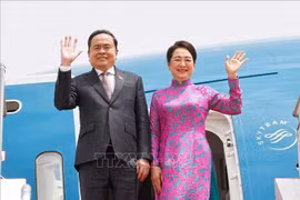 越南国会主席陈青敏和夫人圆满结束对塞内加尔的正式访问。图自越通社