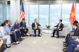 越南国家主席梁强会见俄勒冈州议员代表团。图自 越通社